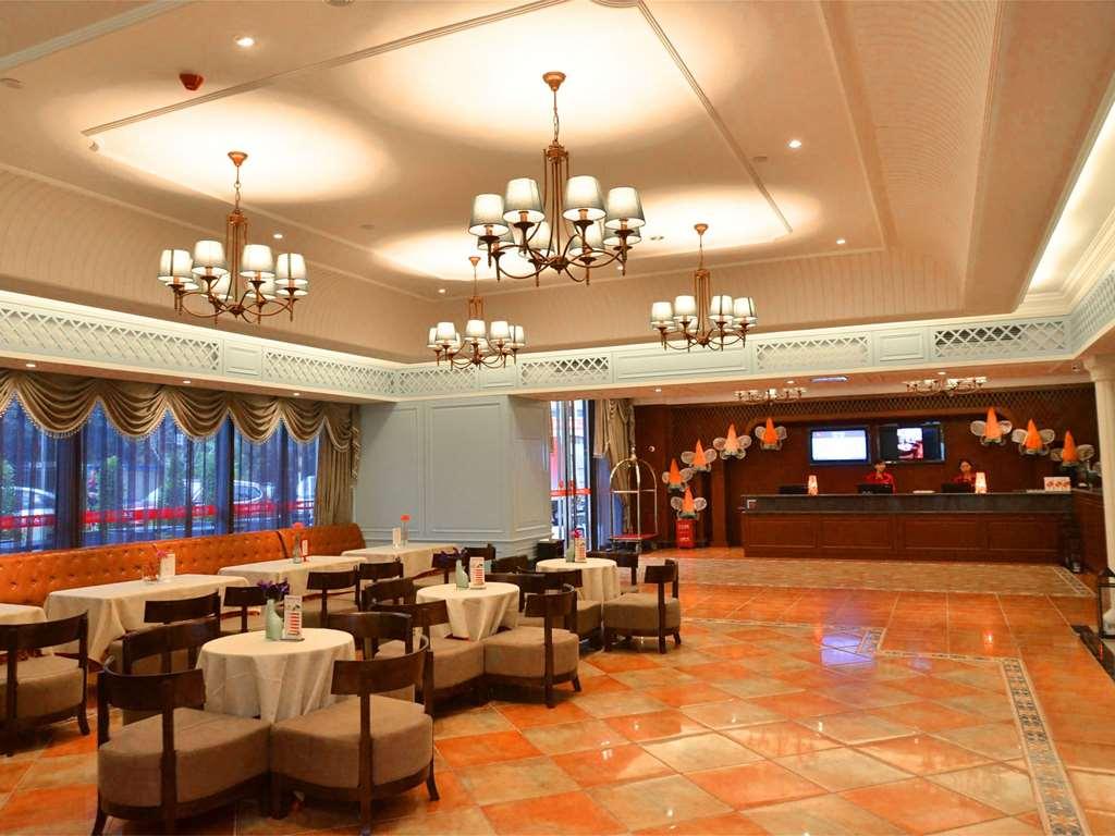 מלון Ibis Chongqing Airport מראה חיצוני תמונה